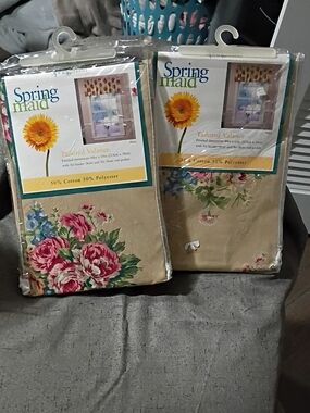 Beige Floral Tailored Valance - Set